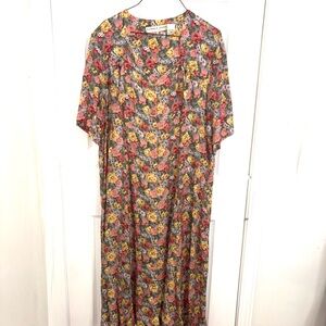 Floral Maxi Dress with Vibrant Colors